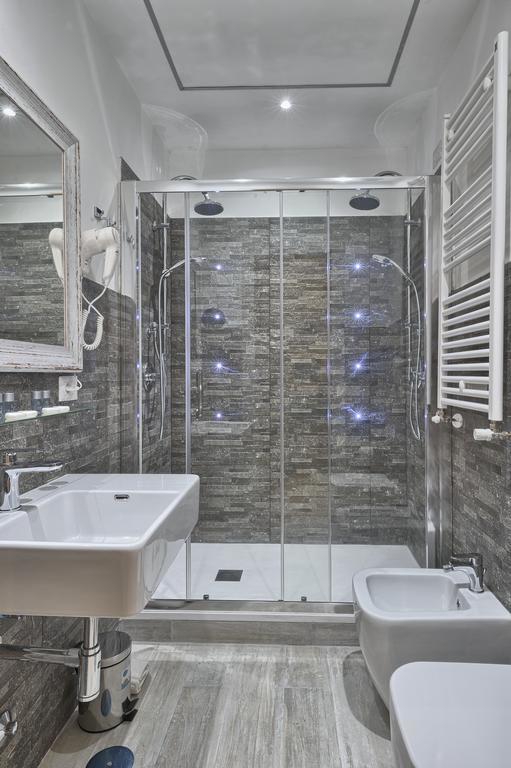 Vatican Tourist Guest house 2*